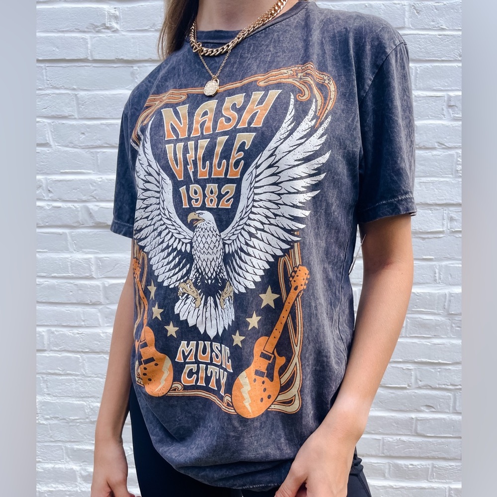 BNWT Mineral Wash Oversized Graphic Tee